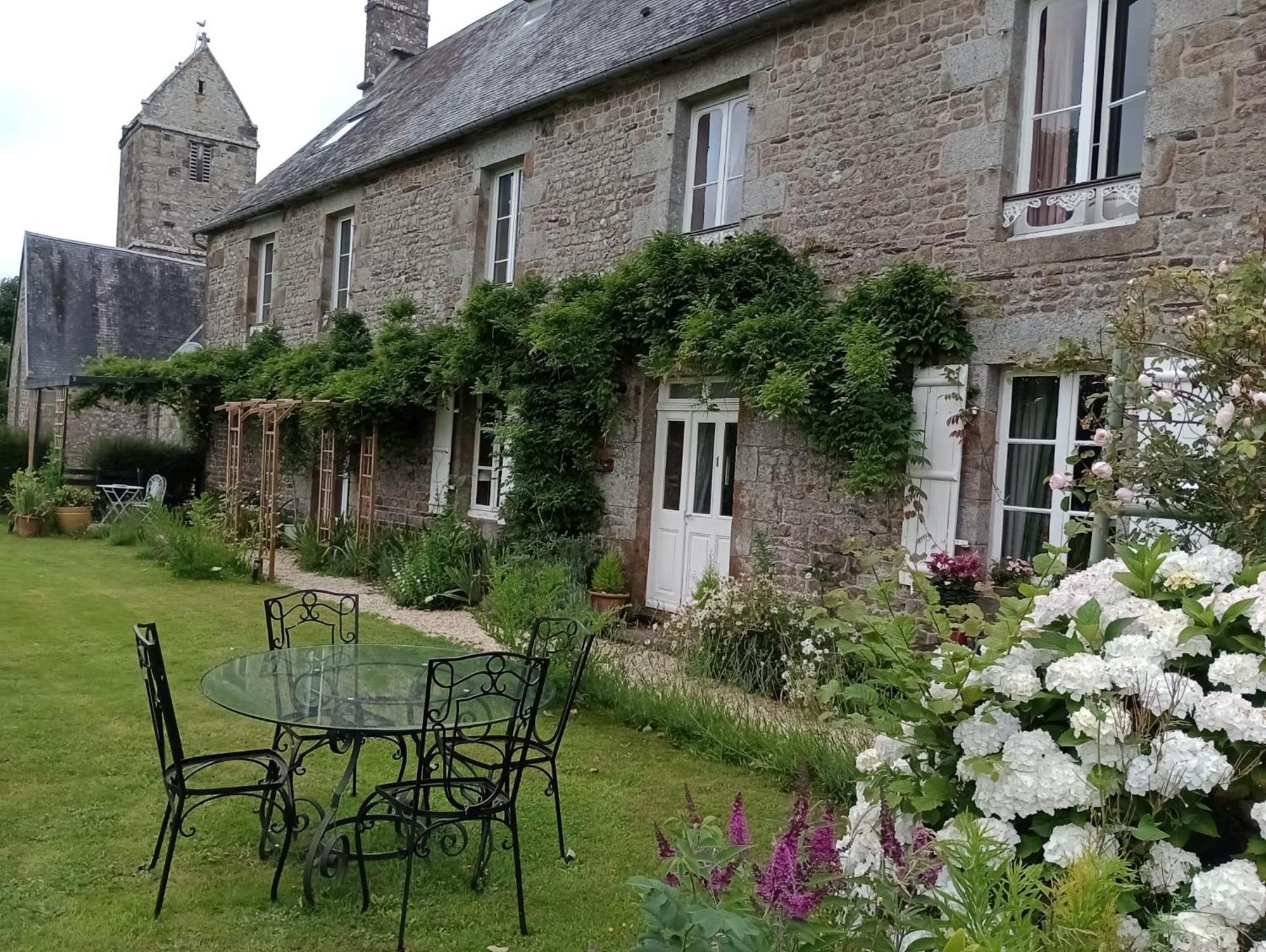 Le Presbytere Beauficel Exterior photo
